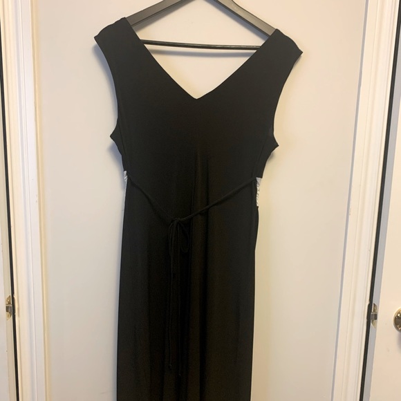 Black and White Drape Cocktail / Evening Dress - Picture 4 of 4